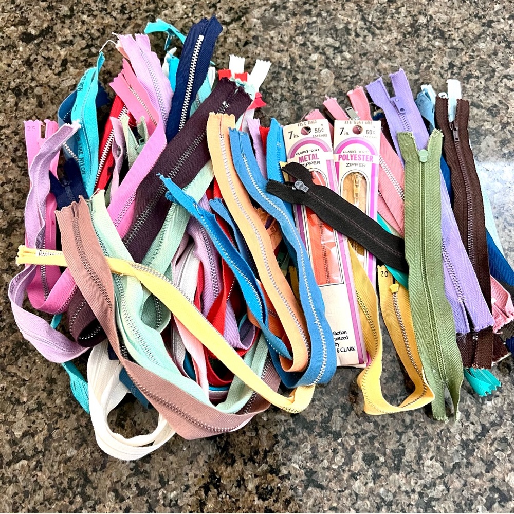 Lot of 44 Vintage Sewing Zippers NWT/NWOT Coats & Clark, Talon